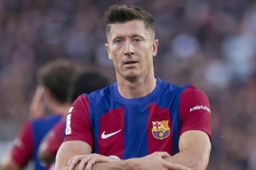 开云-转会期西汉姆调整名单以备意甲；更衣室发声环节打磨；质疑声仍在；资深球员宣示担当的简单介绍-开云